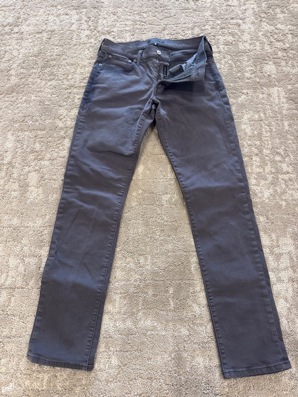 Lucky Brand Men’s  Dark Gray 410 Athletic Straight Jeans